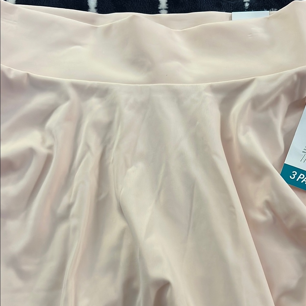 NWT Skort 3 Paces Medium - Picture 3 of 9
